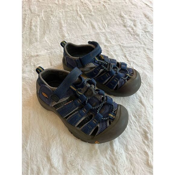 Keen Little Kids Sandal Size 13C - Picture 1 of 7